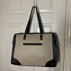 Tutilo New York black & White multi function large laptop bag